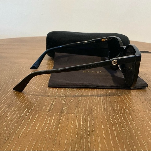 Gucci Black Round Sunglasses main image 8